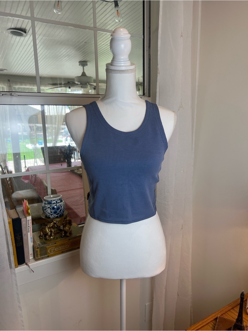 Lululemon Ribbed softstream Slate Blue Cropped Tank Top size 6.